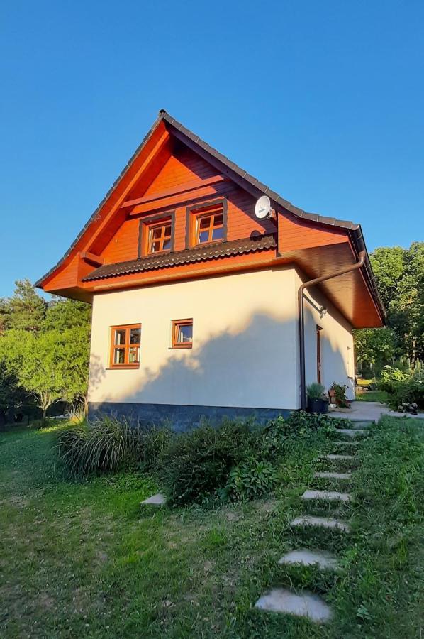 Chata Nad Lazenskym Udolim Luhačovice エクステリア 写真