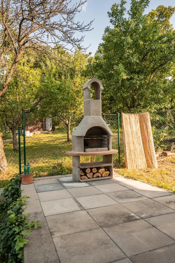 Chata Nad Lazenskym Udolim Luhačovice エクステリア 写真